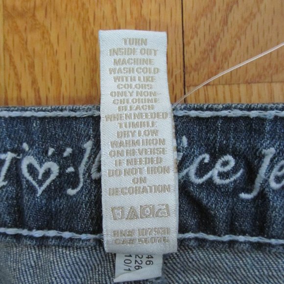 JUSTICE GIRL'S SIZE 14 CAPRI JEANS MED BLUE SLUB DENIM CUFFED CROPPED PANTS - Picture 9 of 9